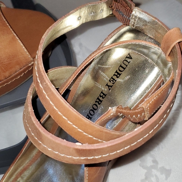 Summer Wedges (Tan) - Picture 4 of 8